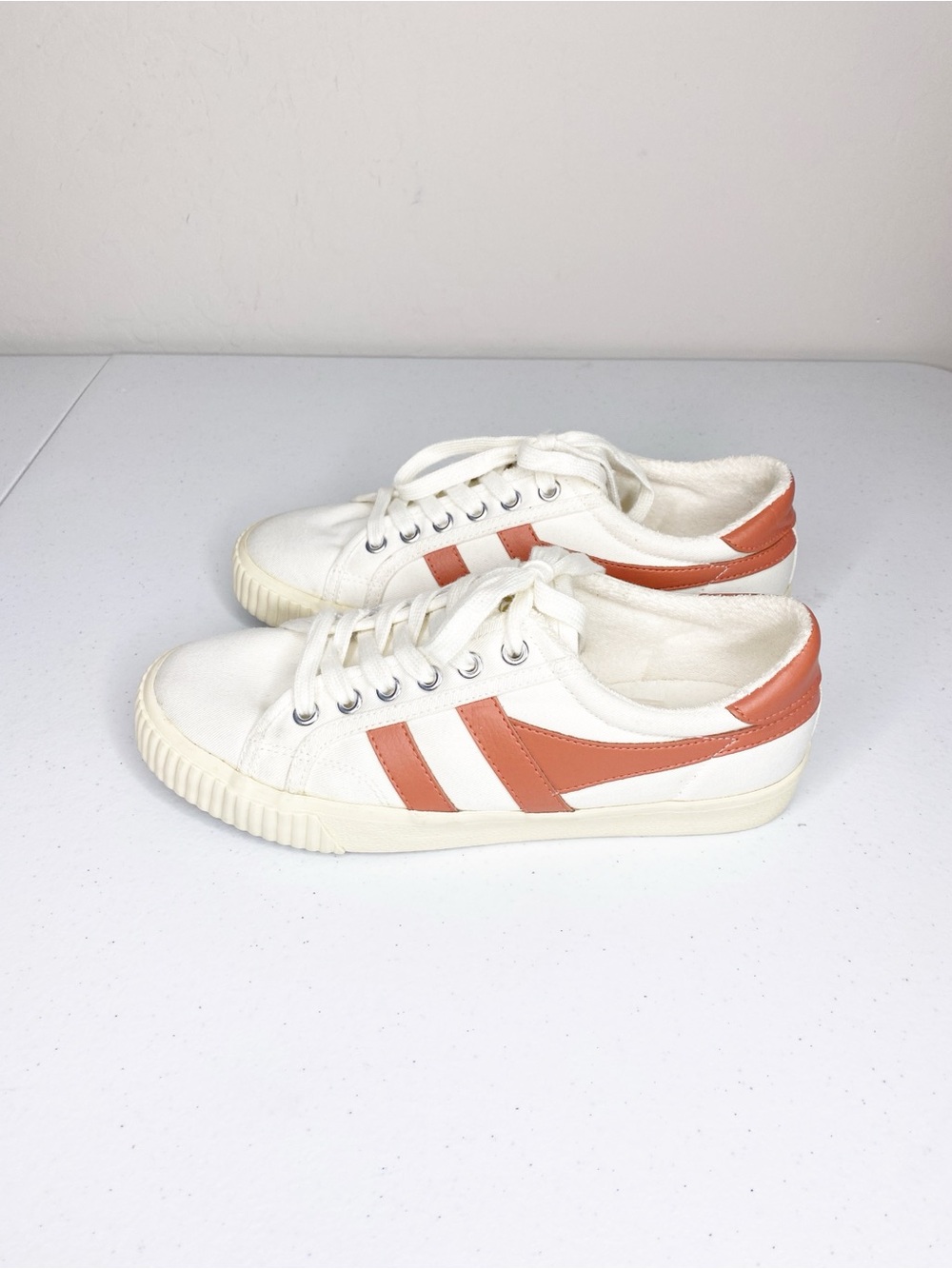 Gola Tennis Mark Cox Canvas Sneaker Off White Hot Coral Size 7 - Picture 1 of 9